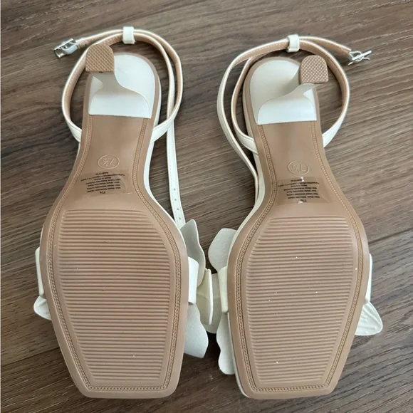 A New Day Cream Floral Heels - Picture 7 of 7